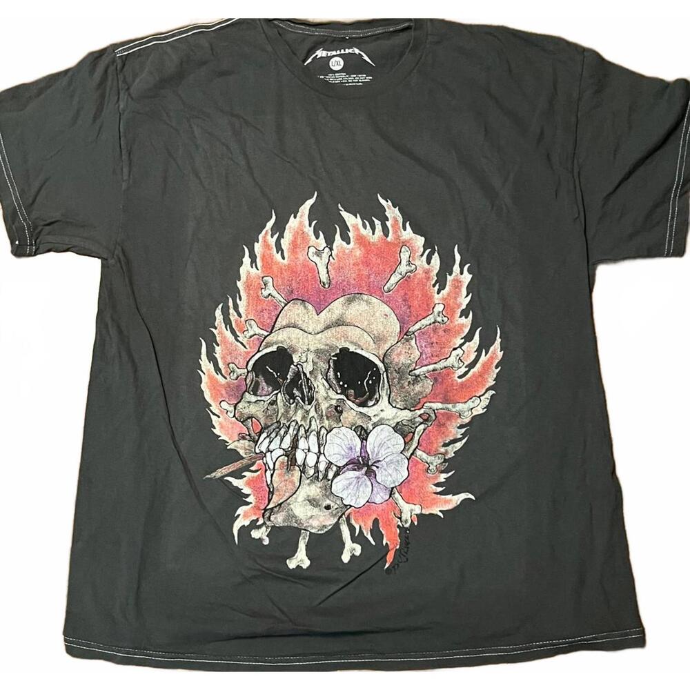 Metallica Skull Graphic Tee Black Shirt SZ L NWOT 2021
